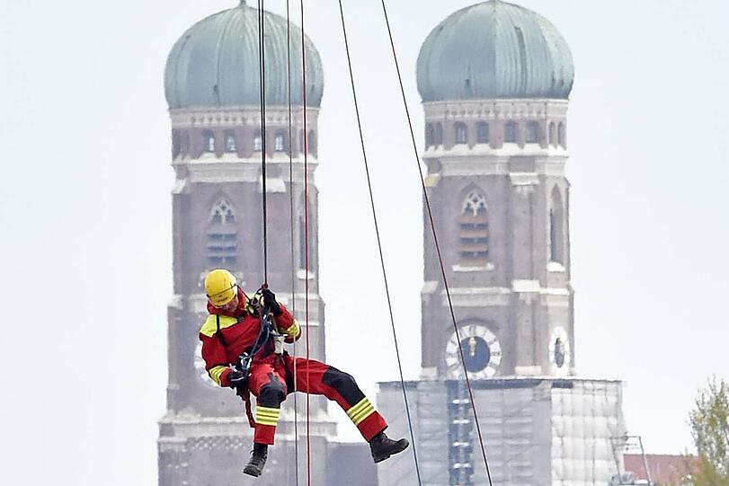 Auf der Theresienwiese präsentierten sich am Wochenende unter anderem die freiwillige Feuerwehr und andere Rettungs- sowie Hilfsorganisationen.