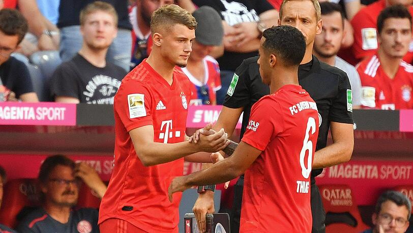 Michael Cuisance wird den Bayern gegen Frankfurt fehlen - Thiago steht zumindest im Kader. Michael Cuisance wird den Bayern gegen Frankfurt fehlen - Thiago steht zumindest im Kader.