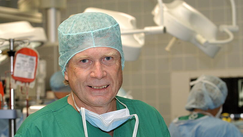 Hört als Kinikdirektor in Großhadern auf: Herzchirurg Bruno Reichart. Hört als Kinikdirektor in Großhadern auf: Herzchirurg Bruno Reichart.