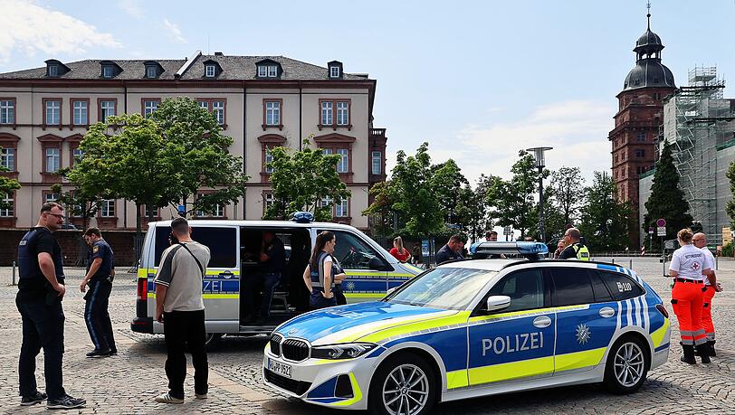 Etwa 20 Polizeistreifen waren laut einem Sprecher bei der Suche im Einsatz.