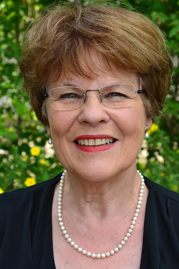 Die Fachärztin Dr. Susanne Schlüter-Müller (68) für Kinder- und Jugendpsychiatrie ist auch Komitee-Mitglied bei Unicef. Ihre Praxis befindet sich in Frankfurt am Main.
