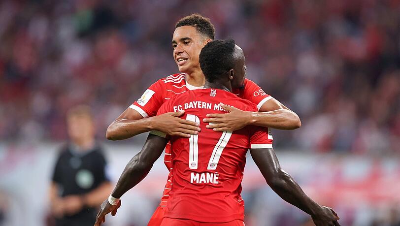 Die Männer des Bayern-Spiels im Supercup: Youngster Jamal Musiala und der Münchner Neuzugang Sadio Mané.