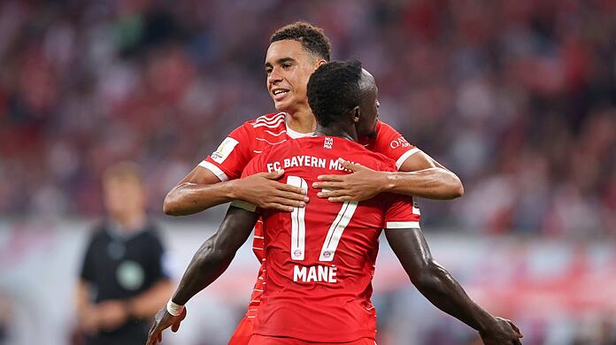 Die Männer des Bayern-Spiels im Supercup: Youngster Jamal Musiala und der Münchner Neuzugang Sadio Mané.