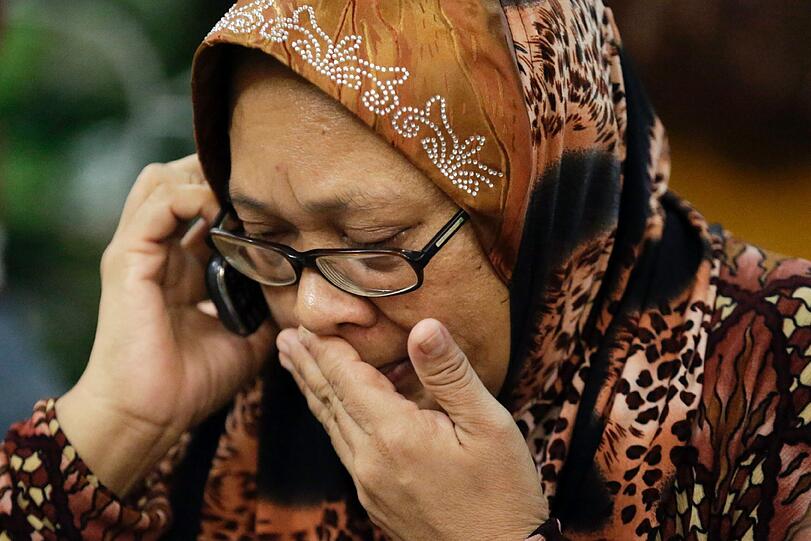 Auch am Flughafen in Kuala Lumpur, wo Flug MH17 landen sollte, herrscht Fassungslosigkeut, Wut und Trauer.