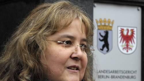 Die Supermarktkassiererin Barbara E.: Ihr wurde wegen des Verdachts gekündigt, Pfandbons im Wert von 1,30 Euro unberechtigt eingelöst zu haben. Foto: dpa Die Supermarktkassiererin Barbara E.: Ihr wurde wegen des Verdachts gekündigt, Pfandbons im Wert von 1,30 Euro unberechtigt eingelöst zu haben. Foto: dpa