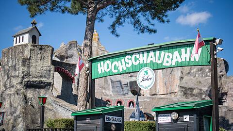 Die Bahn geh&ouml;rt zu den &auml;ltesten Fahrgesch&auml;ften des Praters.