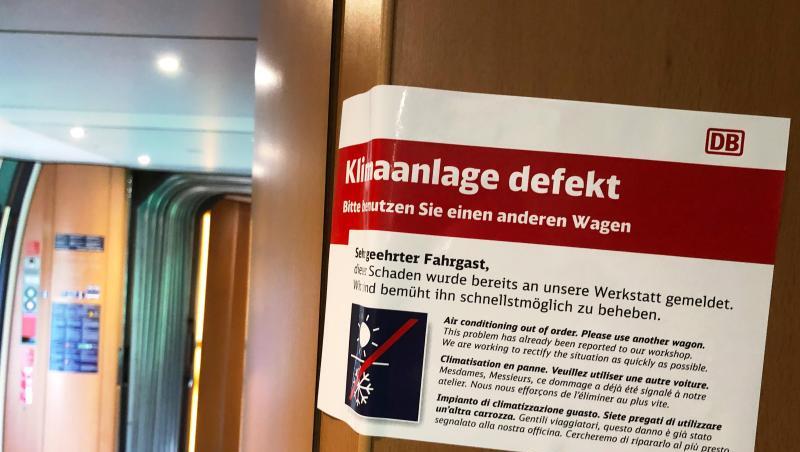 "Klimaanlage defekt - Bitte benutzen Sie einen anderen Wagen": Solche Pannen schaden dem Image der Bahn ebenso wie die chronischen Verspätungen. "Klimaanlage defekt - Bitte benutzen Sie einen anderen Wagen": Solche Pannen schaden dem Image der Bahn ebenso wie die chronischen Verspätungen.
