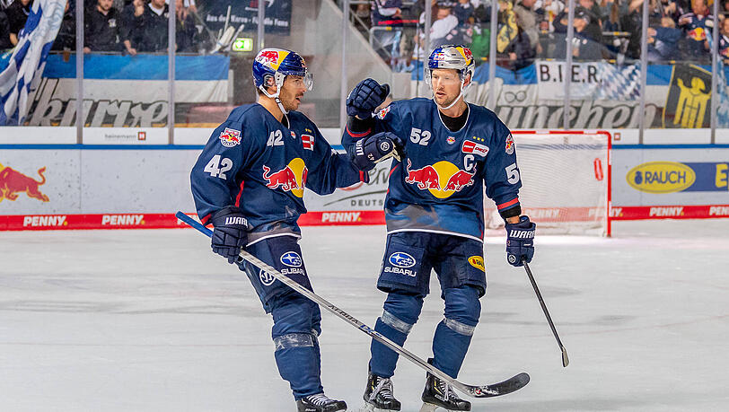 Patrick Hager und Yasin Ehliz vom EHC Red Bull München.