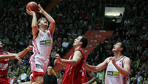 Der FC Bayern gegen die s.Oliver Baskets aus Würzburg. Der FC Bayern gegen die s.Oliver Baskets aus Würzburg.
