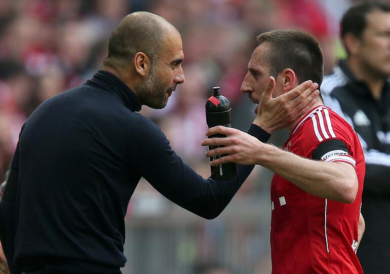 Bayern-Trainer Pep Guardiola und Franck Ribéry.