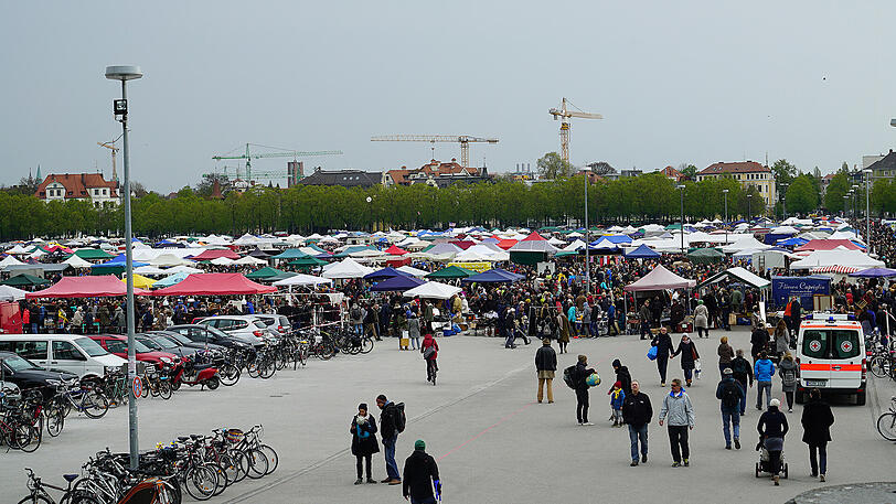 Der größte Flohmarkt Münchens findet auf der Theresienwies statt.