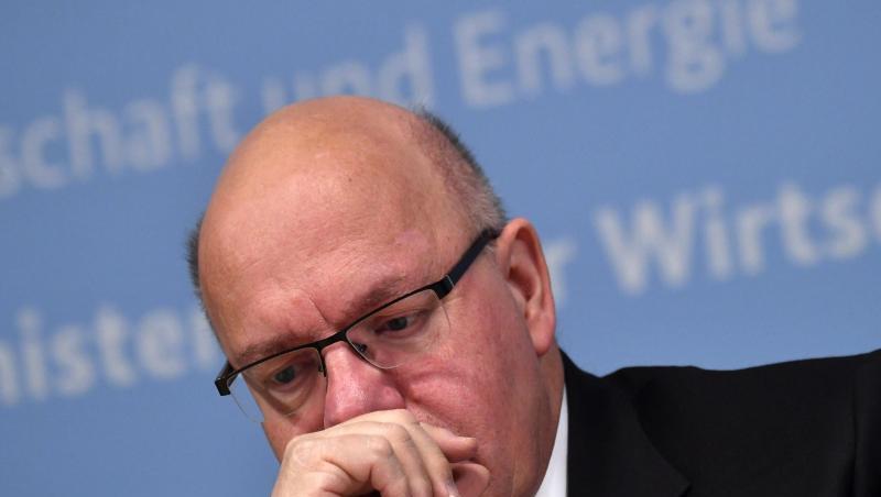 Bundeswirtschaftsminister Peter Altmaier während einer Pressekonferenz zur wirtschaftlichen Lage in der Coronavirus-Pandemie. Bundeswirtschaftsminister Peter Altmaier während einer Pressekonferenz zur wirtschaftlichen Lage in der Coronavirus-Pandemie.