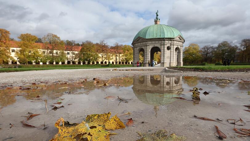 Vor allem an den Vormittagen müssen die Menschen mit Regen rechnen. (Symbolbild)