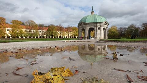 Vor allem an den Vormittagen müssen die Menschen mit Regen rechnen. (Symbolbild)
