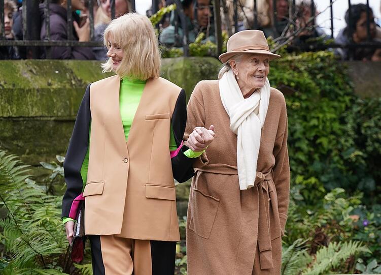Vanessa Redgrave (86) mit ihrerTochter Joely Richardson (l.).