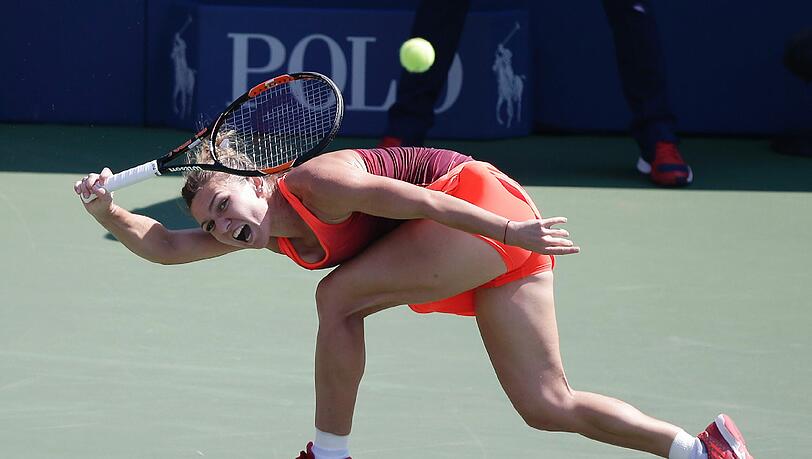 Die rumänische Tennisspielerin Simona Halep musste sich überraschenderweise geschlagen geben. Die rumänische Tennisspielerin Simona Halep musste sich überraschenderweise geschlagen geben.
