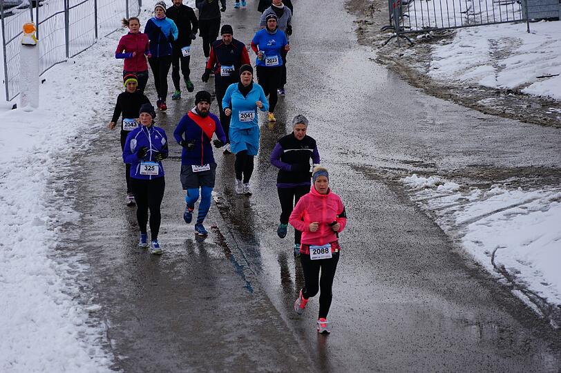 Winterlauf im Olympiapark. Hier gibt's die Bilder.