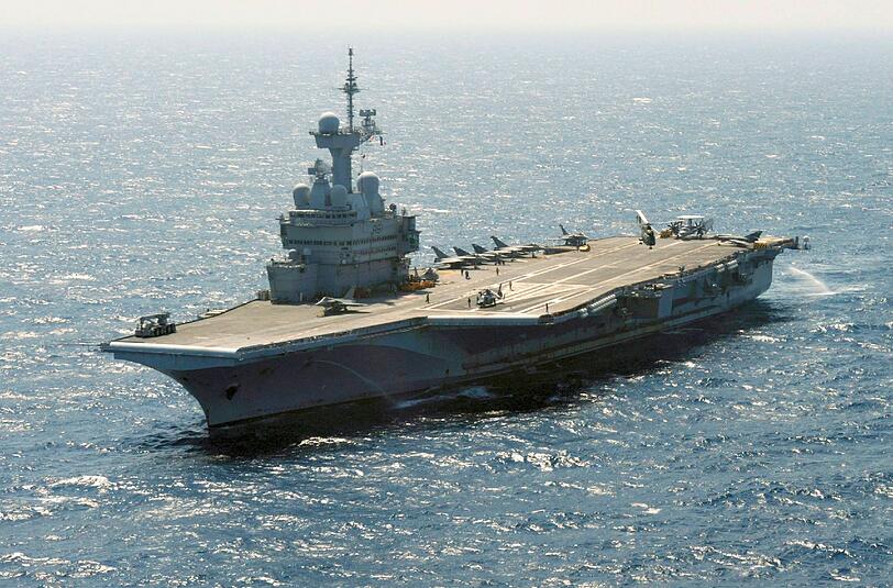 Gegen IS: Der Flugzeugträger Charles-de-Gaulle könnte gegen ISIS im Irak eingreifen.