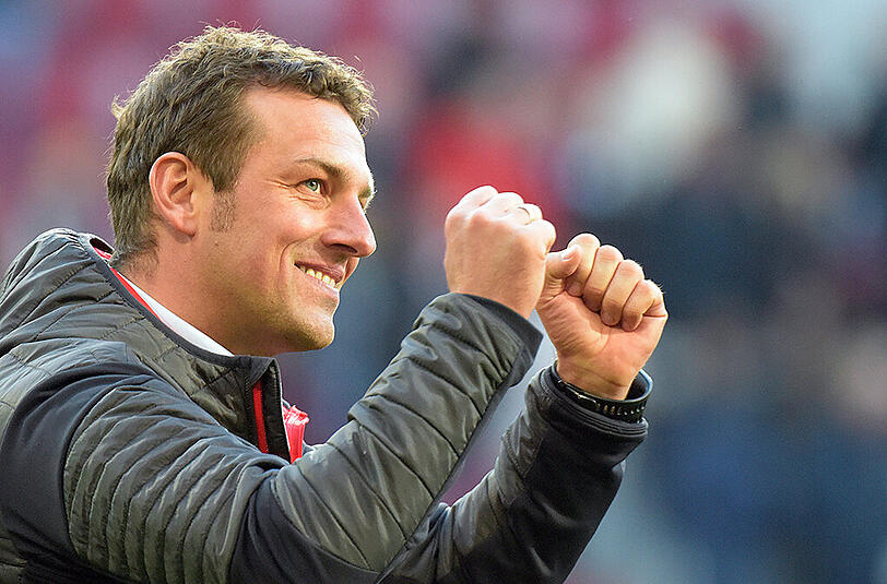 Laut mehreren Medienberichten bleibt er wohl ein Augsburger: Der aktuelle Coach Markus Weinzierl.