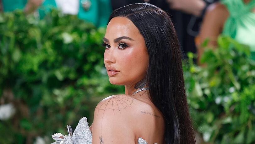 Demi Lovato zeigt einen ersten Vorgeschmack auf ihr neues Album.