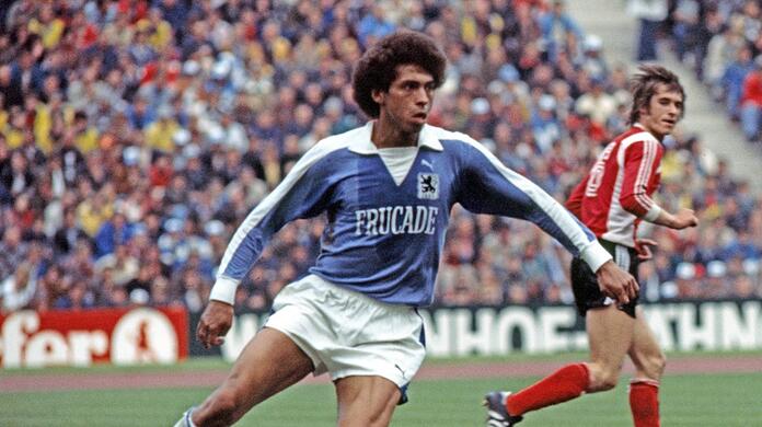 Jimmy Hartwig im Löwen-Trikot. Er bestritt 138 Pflichtspiele für den TSV 1860, erzielte dabei 30 Tore.