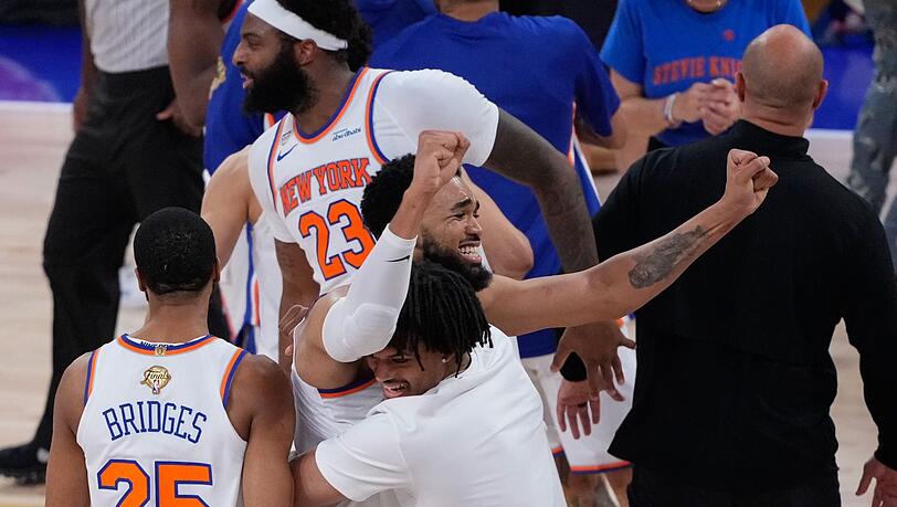 Party in New York: Die Knicks drehen das vierte Finale. Party in New York: Die Knicks drehen das vierte Finale.