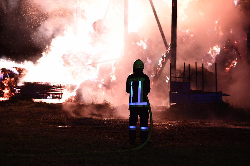 Bei dem Scheunenbrand in Grabenstätt wurde zum Glück niemand verletzt.