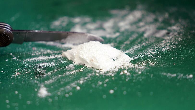 Die Drogen hatte der Verdächtige in einem Koffer versteckt. (Symbolbild) Die Drogen hatte der Verdächtige in einem Koffer versteckt. (Symbolbild)