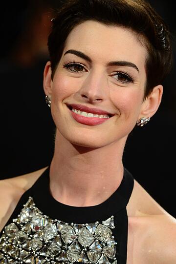 Anne Hathaway