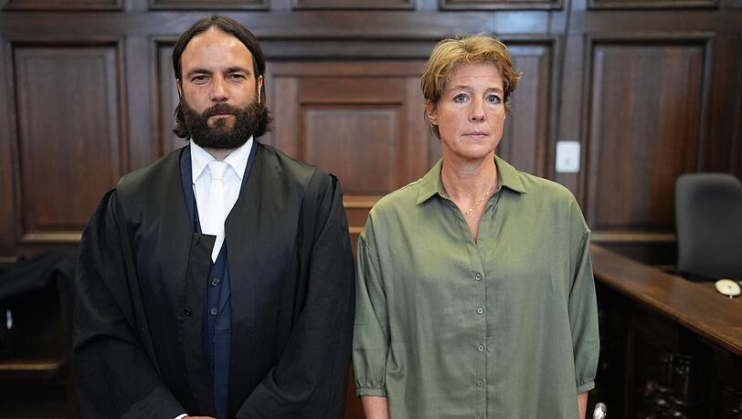 Christina Block und ihr Anwalt Ingo Bott im Gerichtssaal. Christina Block und ihr Anwalt Ingo Bott im Gerichtssaal.