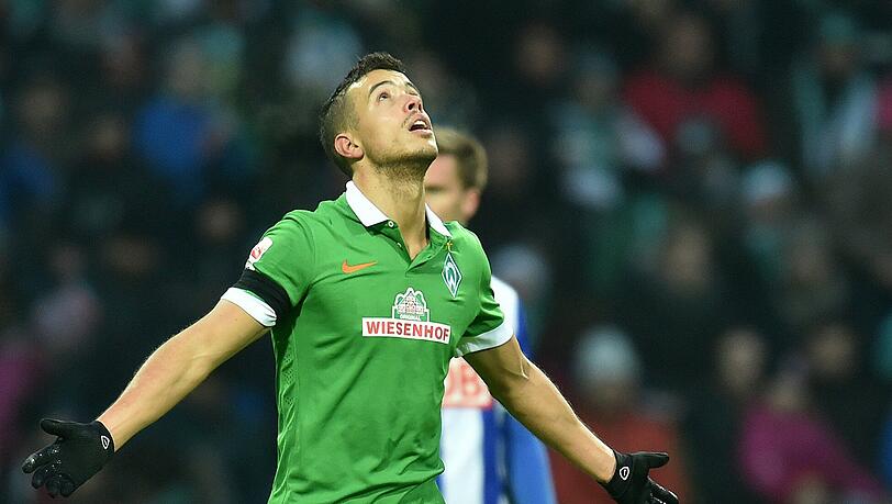 Werders Spieler Franco di Santo jubelt über sein zweites Tor zum 2:0. Werders Spieler Franco di Santo jubelt über sein zweites Tor zum 2:0.