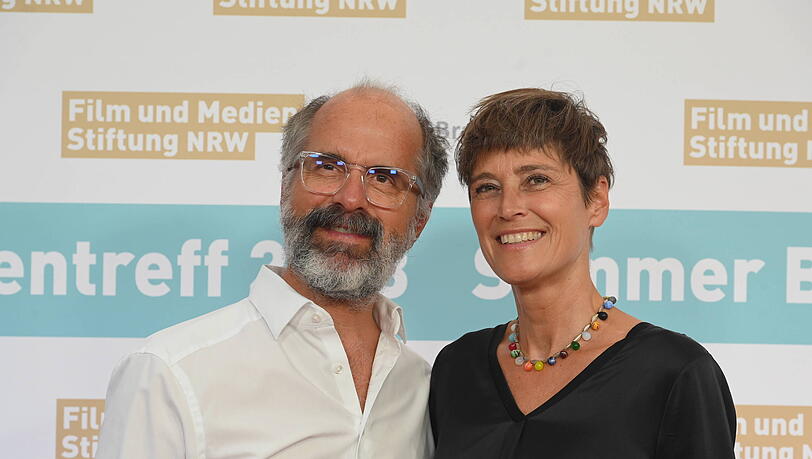 Schauspieler Christoph Maria Herbst und seine Ehefrau Gisi Herbst beim Sommer Branchentreff 2023 der Film- und Medienstiftung NRW.