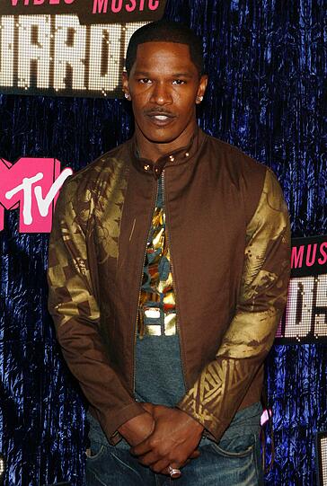 Spielte eindrucksvoll den blinden Musiker Ray Charles: Jamie Foxx.