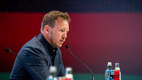 Julian Nagelsmann, Bundestrainer der Deutschen Fußball Nationalmannschaft, spricht bei der Pressekonferenz zur Nominierung des vorläufigen DFB Kaders für die Fußball Europameisterschaft.