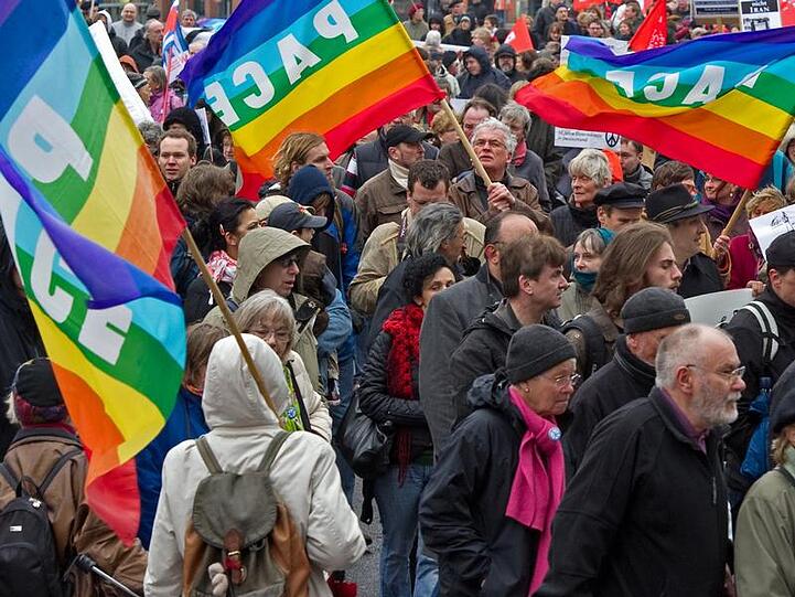 In ganz Deutschland trafen sich die Friedens-Aktivisten zu den Ostermärschen