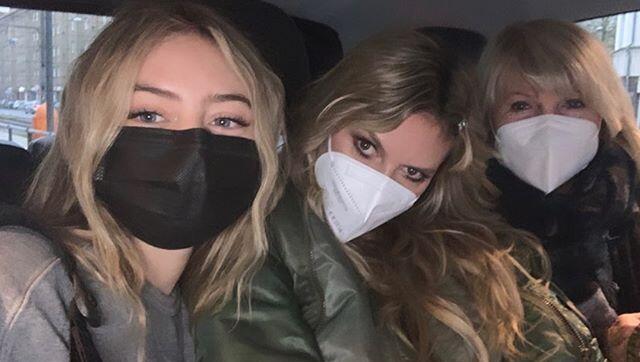 Heidi Klum mit ihrer Tochter Leni und Mutter Erna auf dem Weg zum GNTM-Set.