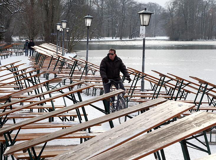 Saukalt! Eiszeit herrscht in München. Die schönsten Bibber-Bilder gibt's in der Bilderstrecke zum Durchklicken...