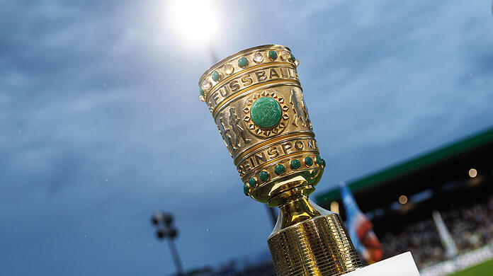 Der DFB-Pokal im Grünwalder Stadion – seit 2022/23 nimmt der TSV 1860 erstmals wieder an der ersten Hauptrunde teil. Der DFB-Pokal im Grünwalder Stadion – seit 2022/23 nimmt der TSV 1860 erstmals wieder an der ersten Hauptrunde teil.