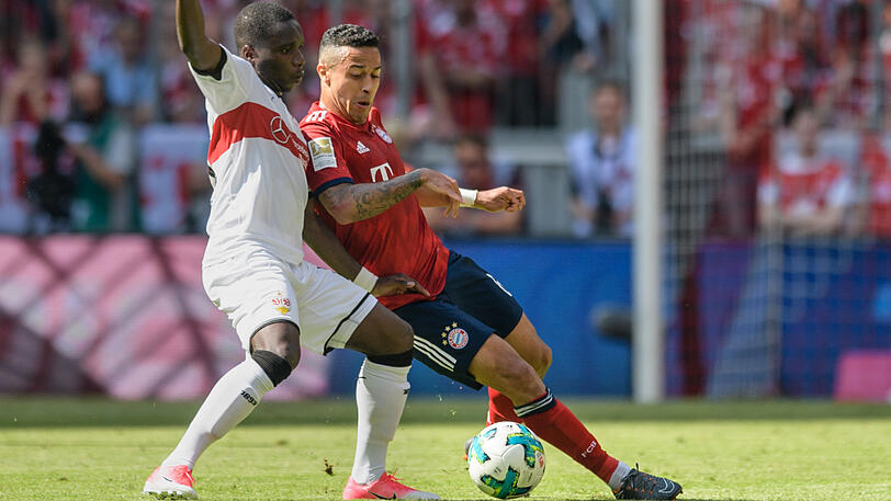Thiago Alcantara: Note 4. Vertändelte den Ball im Strafraum (5.), wirkte irgendwie schläfrig. Konnte sich auch danach kaum steigern. Agierte nach der Einwechslung von Martínez offensiver ? ohne Glanzpunkte zu setzen. Scheiterte allein vor Zieler (74.), da hätte er zu Lewandowski querlegen müssen.
