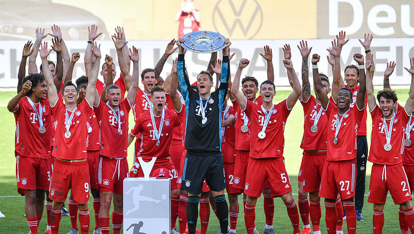 Nummer 5: Bayern feiert die 30. Meisterschaft. Nummer 5: Bayern feiert die 30. Meisterschaft.
