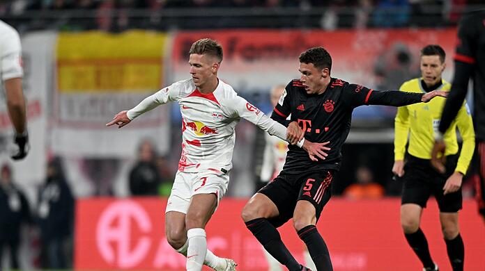 Wer setzt sich im Kräftemessen durch: Leipzig um Mittelfeld-Star Dani Olmo (l.) oder der FC Bayern mit Benjamin Pavard?