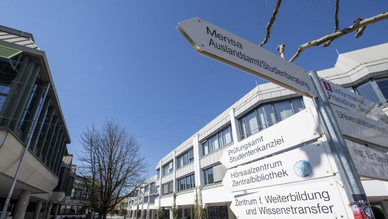 Blick auf den leeren Campus der Universität Augsburg. Foto: Stefan Puchner/dpa/Archivbild Blick auf den leeren Campus der Universität Augsburg. Foto: Stefan Puchner/dpa/Archivbild