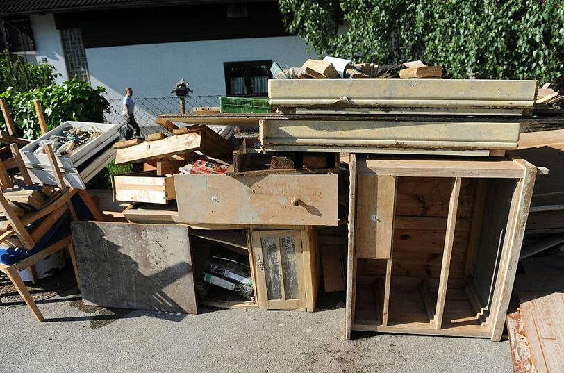 Auch in Kolbermoor bei Rosenheim wurde das Hab und Gut der Anwohner zerstört.
