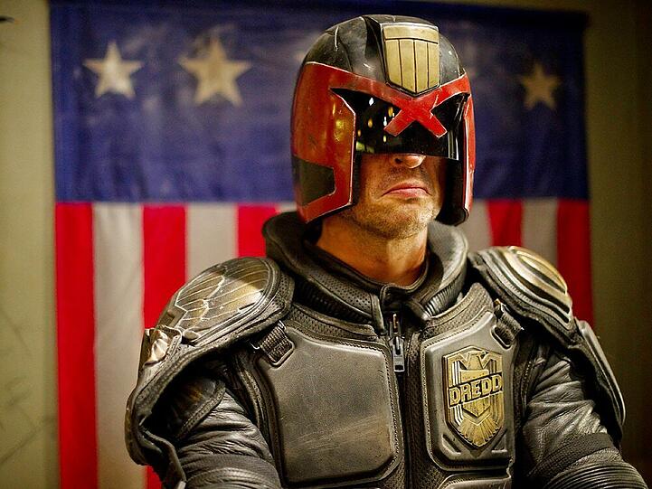 Hauptdarsteller Karl Urban als Dredd
