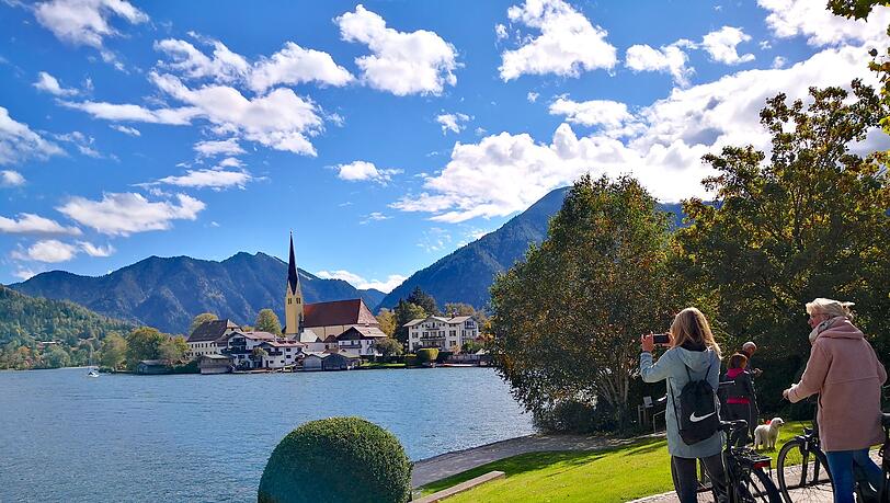 Sonne, Natur und Zeit mit der Familie sind wichtige Faktoren für einen erholsamen Urlaub. (Archivbild)