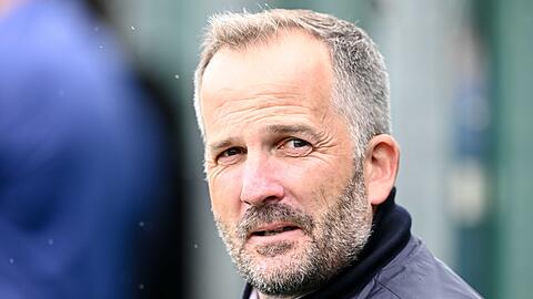 Übernimmt Ex-Trainer Baum? (Archivbild) Übernimmt Ex-Trainer Baum? (Archivbild)