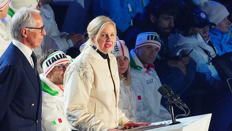 Kirsty Coventry sprach von "wahrhaft, wahrhaft" magischen Spielen. Kirsty Coventry sprach von "wahrhaft, wahrhaft" magischen Spielen.