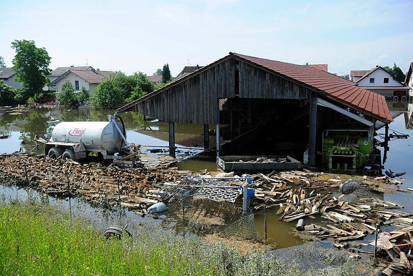 Aktuelle Bilder vom Hochwasser in Deggendorf und spezielle aus dem stark betroffenen Ortsteil Fischerdorf.