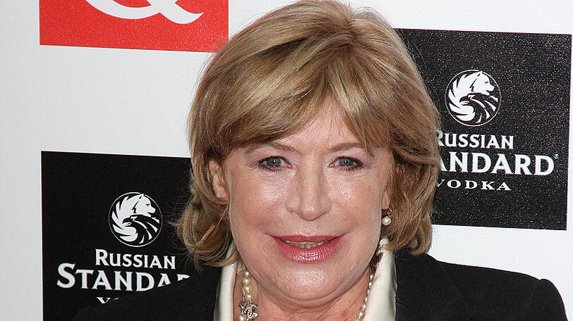 Marianne Faithfull wird wegen Covid-19 behandelt.