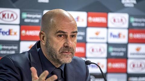 Will des Fernduell mit Gladbach um einen Platz in der Champions League für Bayer Leverkusen entscheiden: Trainer Peter Bosz.